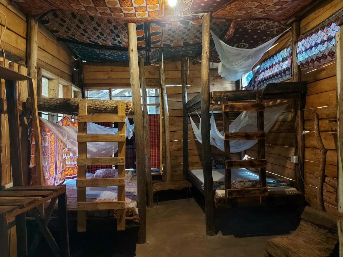 Mountain Bikes House Hostel Moshi Exterior photo