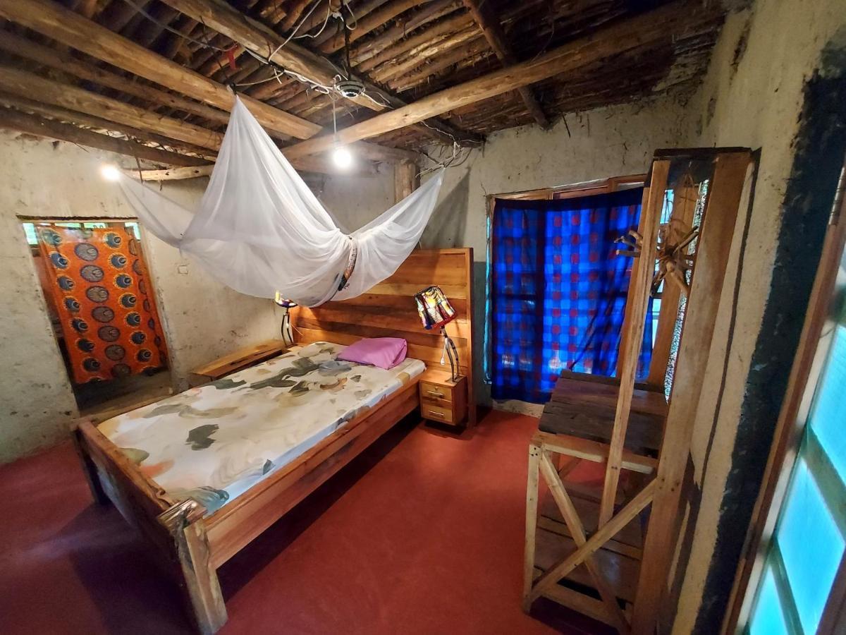 Mountain Bikes House Hostel Moshi Exterior photo