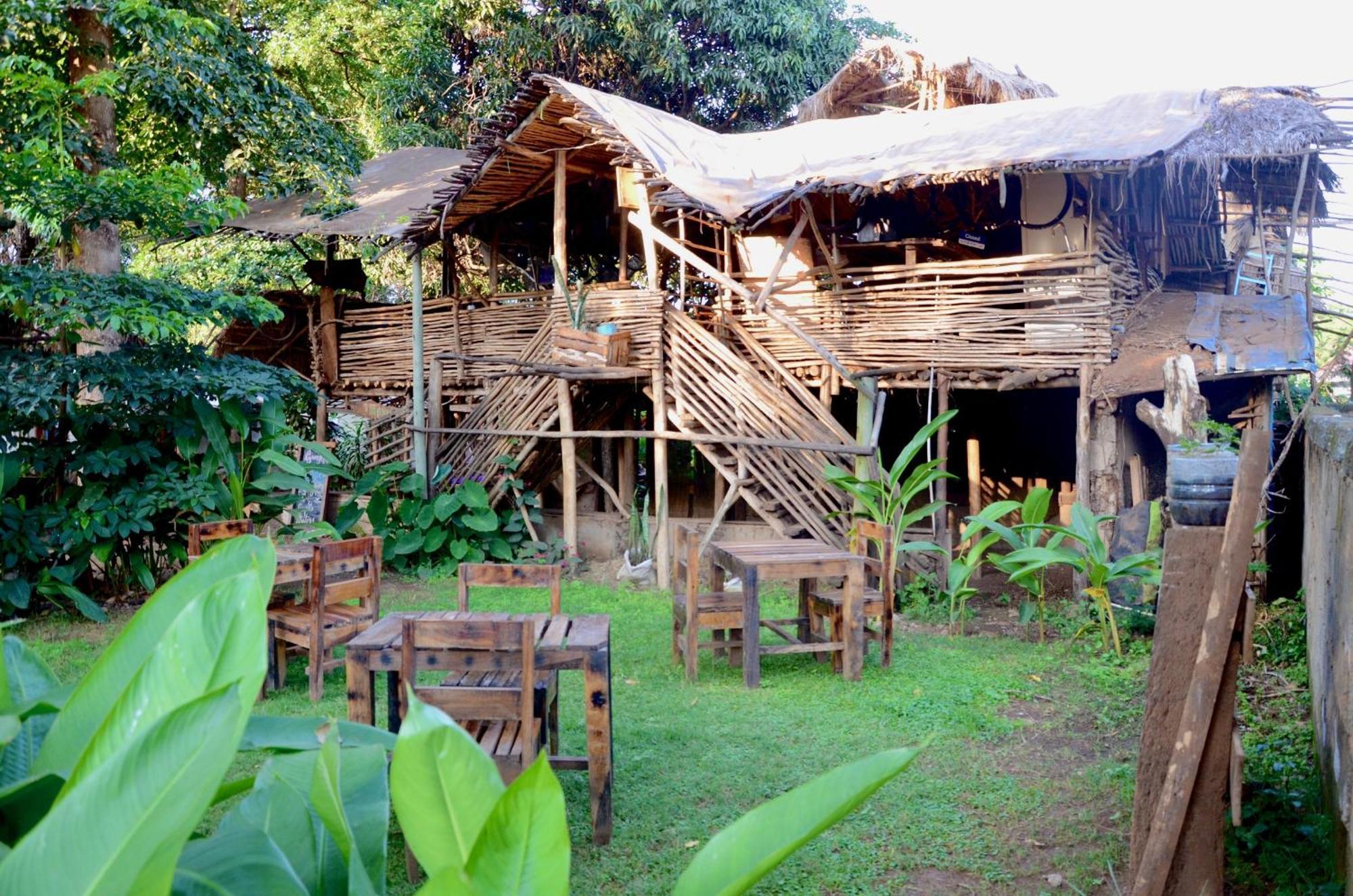 Mountain Bikes House Hostel Moshi Exterior photo